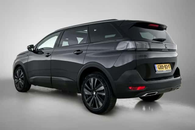 Peugeot 5008 (2024) thumbnail 3