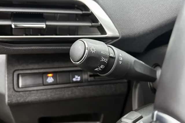Peugeot 5008 (2024) thumbnail 24