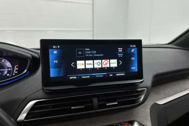 Peugeot 5008 (2024) thumbnail 27