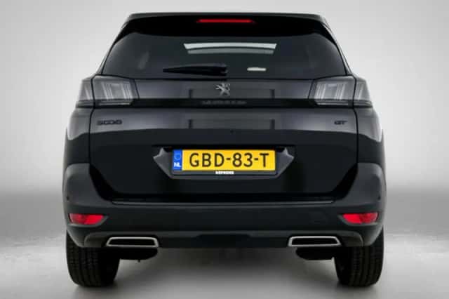 Peugeot 5008 (2024) thumbnail 5