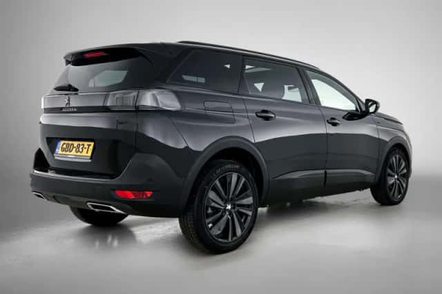 Peugeot 5008 (2024) thumbnail 6