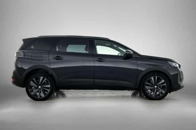 Peugeot 5008 (2024) thumbnail 7