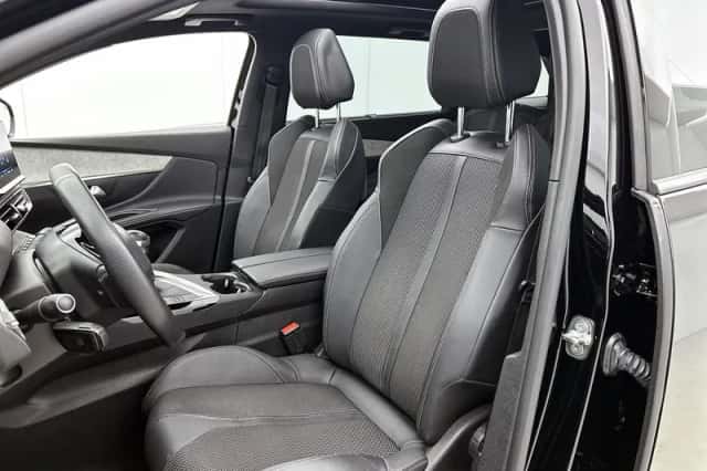 Peugeot 5008 (2024) thumbnail 10