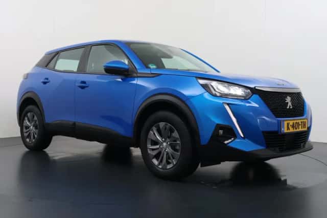 Peugeot 2008 (2021) thumbnail 2
