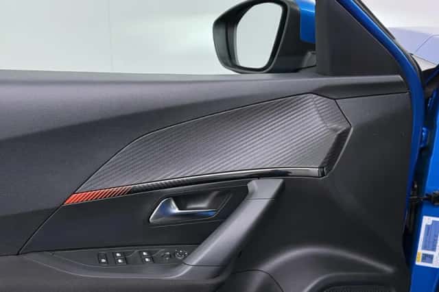 Peugeot 2008 (2021) thumbnail 14
