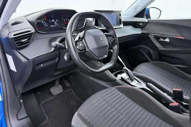Peugeot 2008 (2021) thumbnail 15