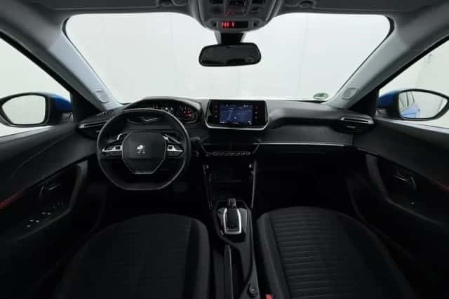Peugeot 2008 (2021) thumbnail 19