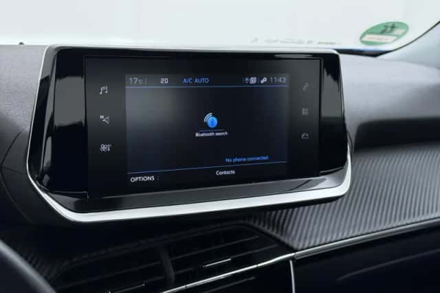 Peugeot 2008 (2021) thumbnail 31
