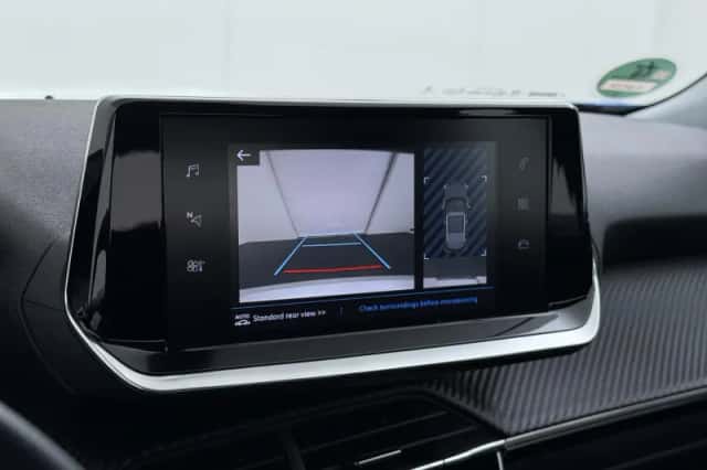 Peugeot 2008 (2021) thumbnail 33