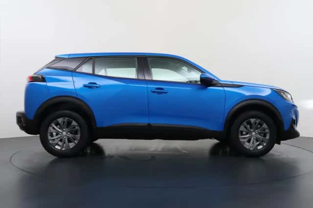 Peugeot 2008 (2021) thumbnail 8