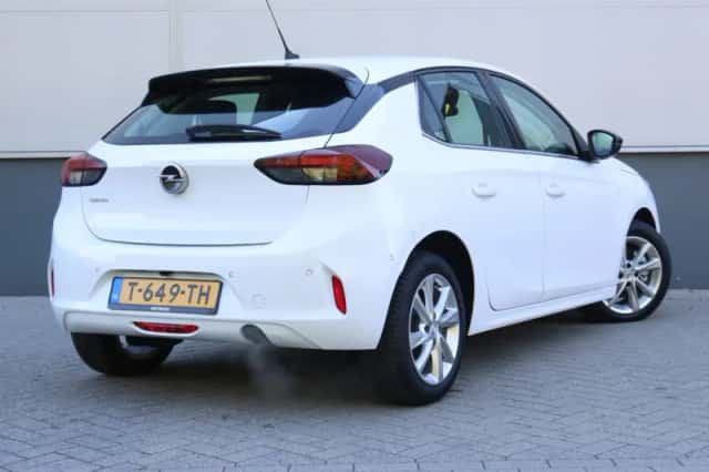 Opel Corsa (2023) thumbnail 3