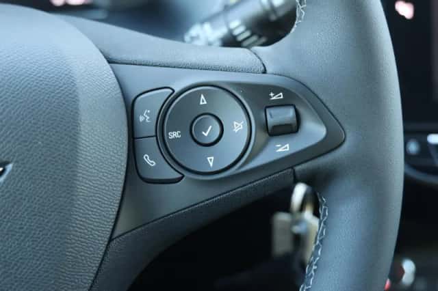 Opel Corsa (2023) thumbnail 27