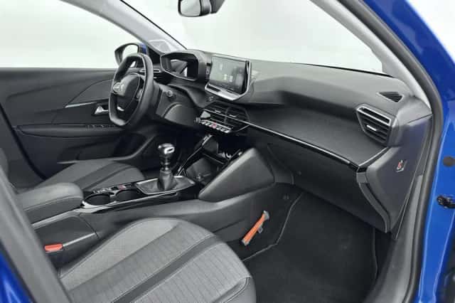 Peugeot 208 (2021) thumbnail 12