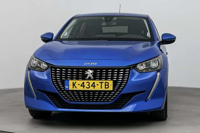 Peugeot 208 (2021) thumbnail 8