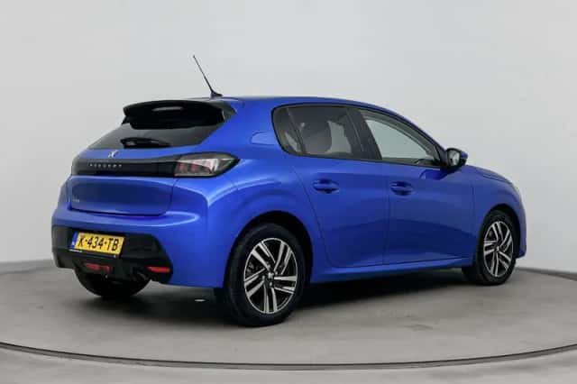 Peugeot 208 (2021) thumbnail 5
