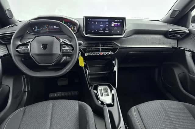 Peugeot 2008 (2025) thumbnail 11