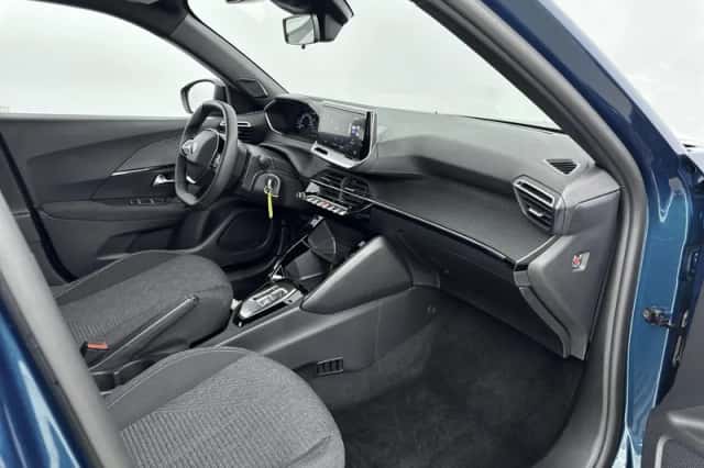 Peugeot 2008 (2025) thumbnail 12