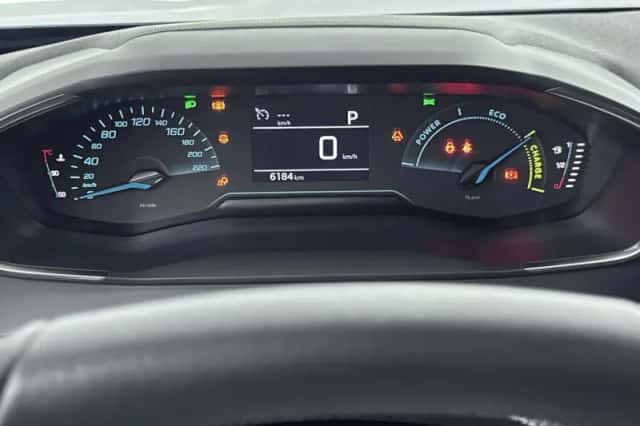 Peugeot 2008 (2025) thumbnail 17