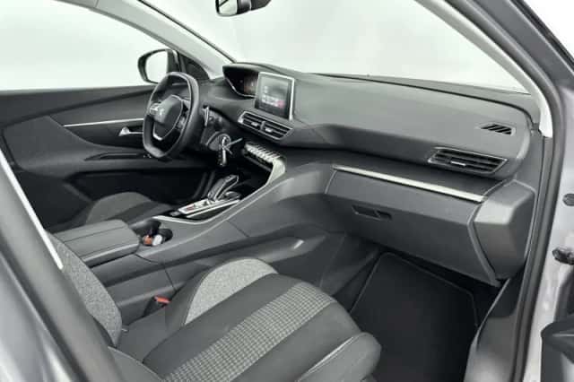 Peugeot 3008 (2020) thumbnail 12