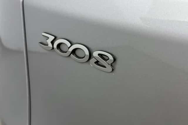Peugeot 3008 (2020) thumbnail 26