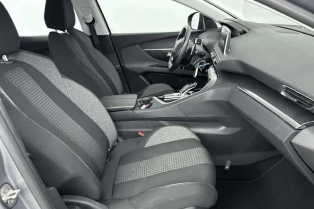 Peugeot 3008 (2020) thumbnail 29
