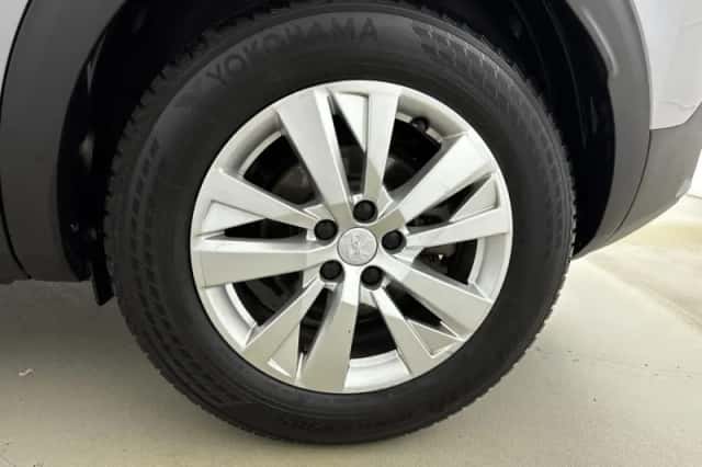 Peugeot 3008 (2020) thumbnail 31