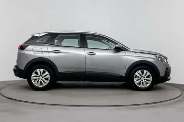 Peugeot 3008 (2020) thumbnail 6