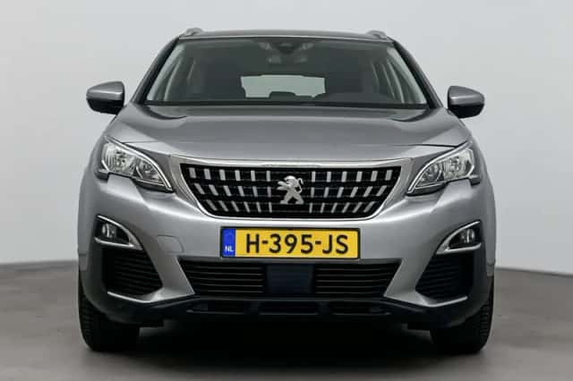 Peugeot 3008 (2020) thumbnail 8