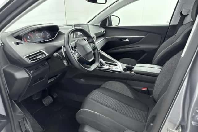 Peugeot 3008 (2020) thumbnail 10