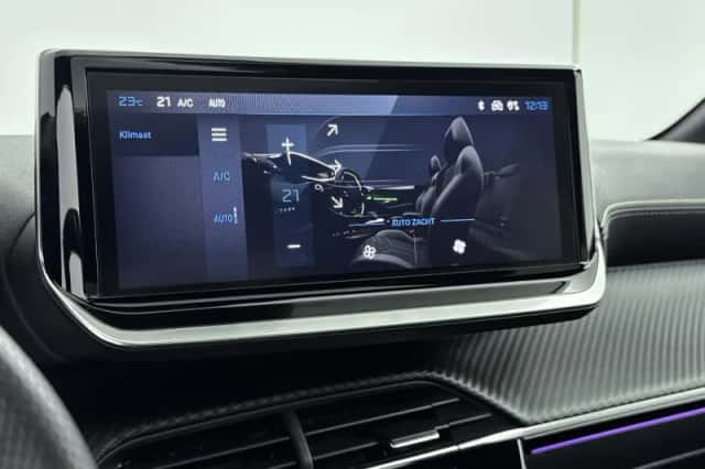 Peugeot 208 (2024) thumbnail 23