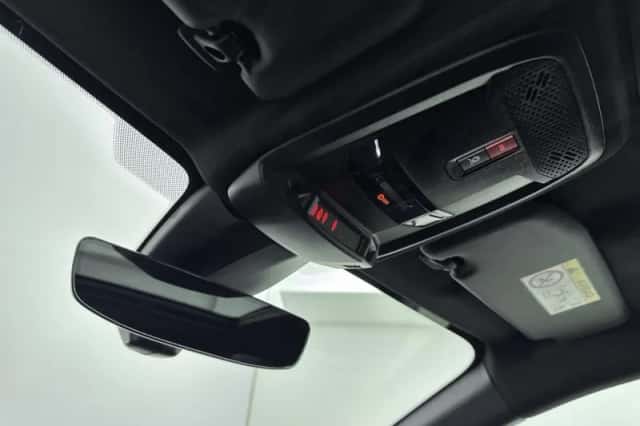 Peugeot 208 (2024) thumbnail 26