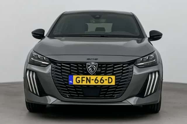 Peugeot 208 (2024) thumbnail 8