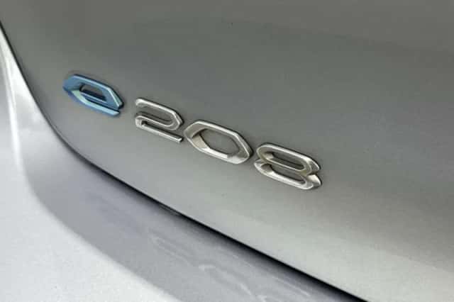 Peugeot e-208 (2021) thumbnail 26