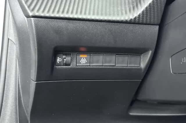 Peugeot e-208 (2021) thumbnail 27
