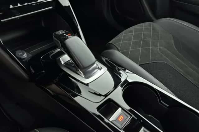 Peugeot e-2008 (2022) thumbnail 24