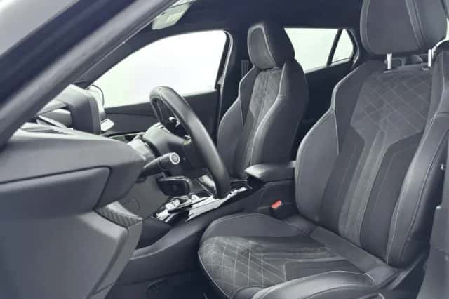Peugeot e-2008 (2022) thumbnail 9