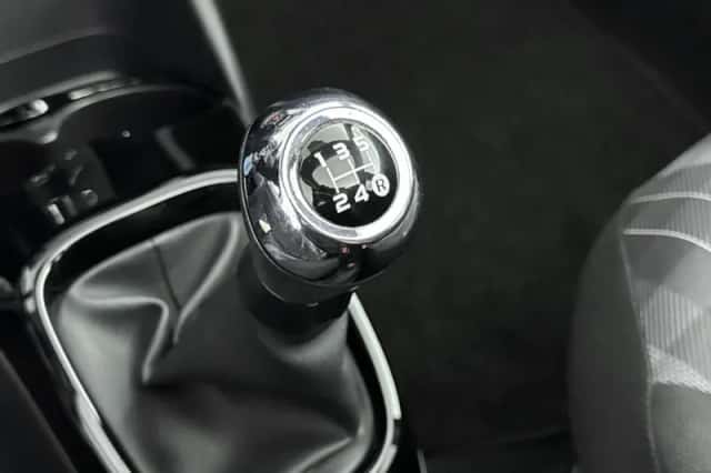 Peugeot 108 (2020) thumbnail 25