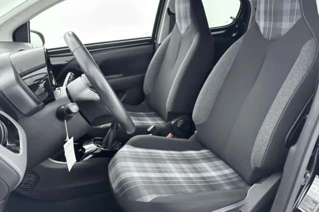 Peugeot 108 (2020) thumbnail 32