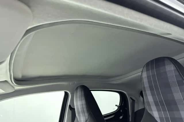 Peugeot 108 (2020) thumbnail 33