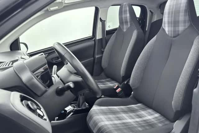 Peugeot 108 (2020) thumbnail 9