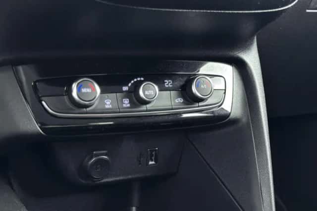 Opel Corsa (2023) thumbnail 22