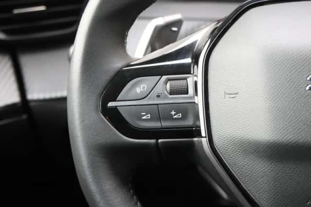 Peugeot 2008 (2022) thumbnail 22