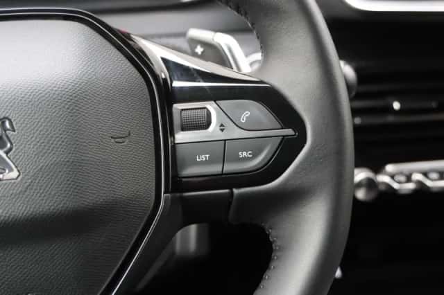 Peugeot 2008 (2022) thumbnail 23