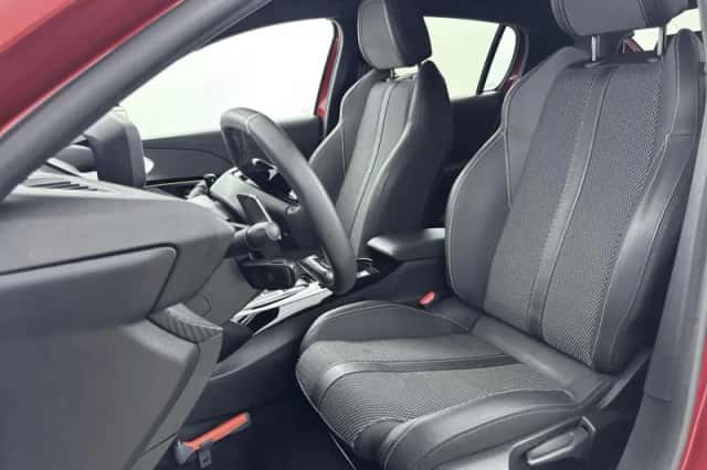 Peugeot 208 (2025) thumbnail 9