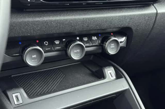 Citroën ë-C4 (2024) thumbnail 23
