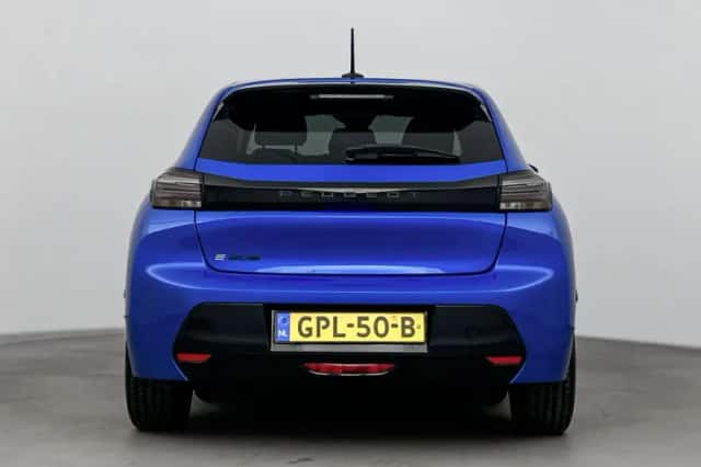 Peugeot e-208 (2024) thumbnail 4