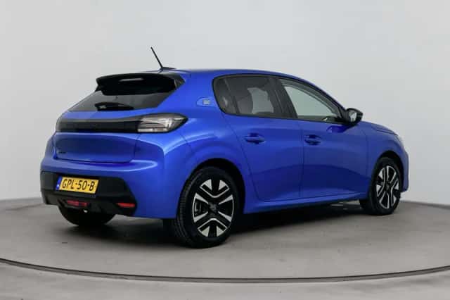 Peugeot e-208 (2024) thumbnail 5