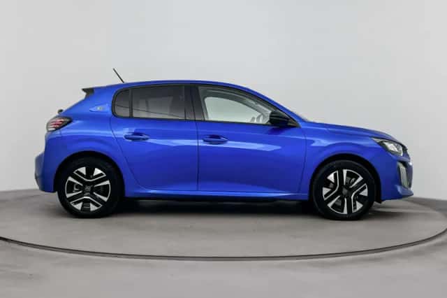 Peugeot e-208 (2024) thumbnail 6