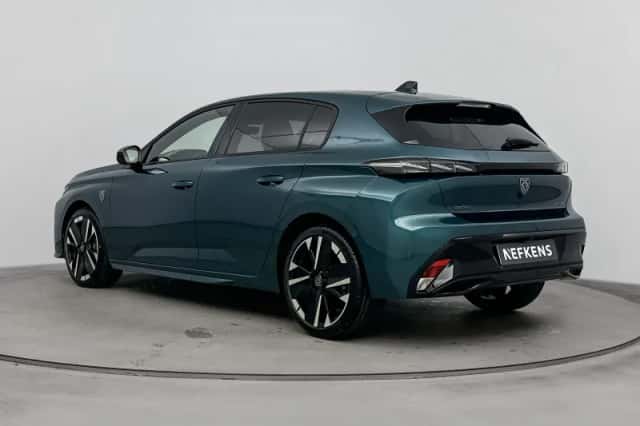 Peugeot 308 (2025) thumbnail 5