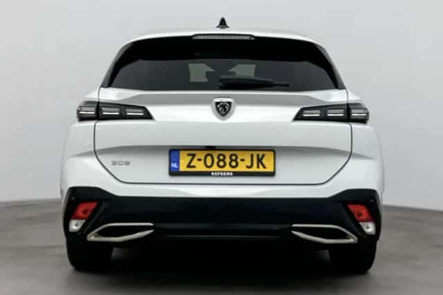 Peugeot 308 (2024) thumbnail 4